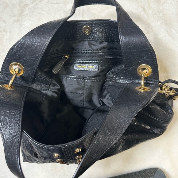 MICHAEL KORS Uptown Astor Black Leather Studded Grommet Shoulder Bag. - Picture 5 of 9